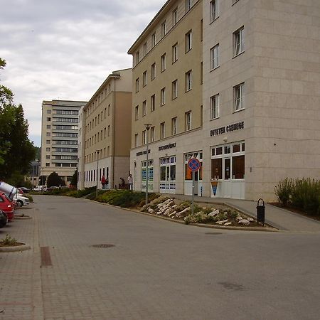 Uni-Hotel Diakotthon Miskolc Eksteriør billede
