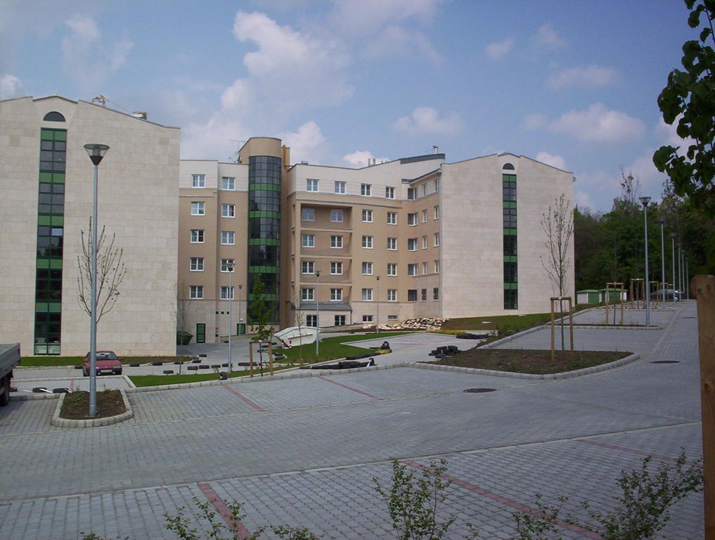 Uni-Hotel Diakotthon Miskolc Eksteriør billede