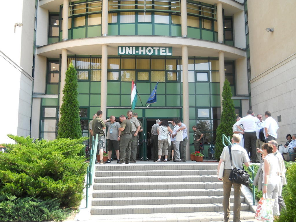 Uni-Hotel Diakotthon Miskolc Eksteriør billede